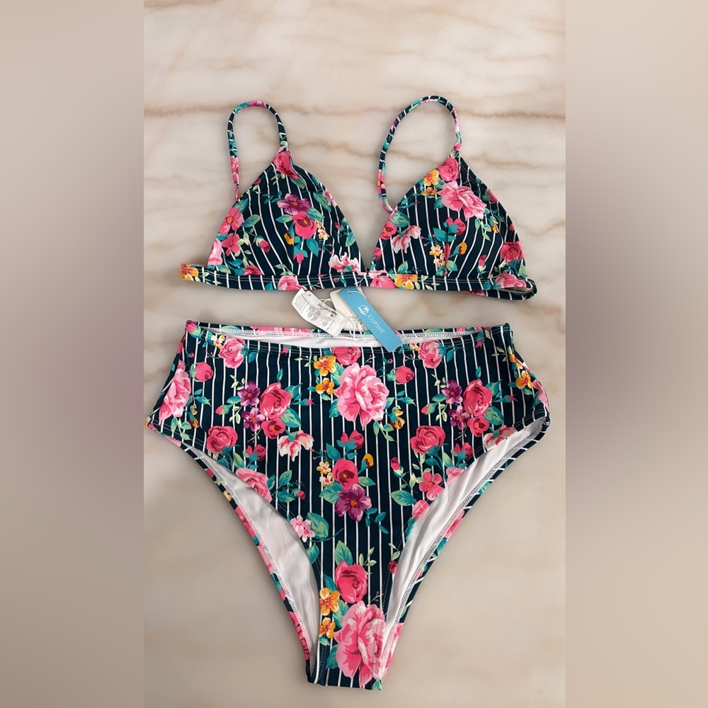 Cupshe swimsuit bundle size XL perfect for summer time!